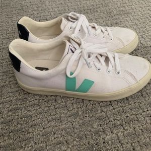 Veja Esplar Canvas Sneakers 38/7.5